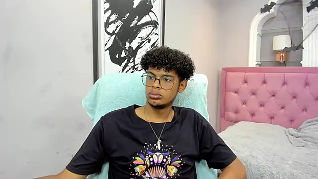 boylittle19cm online show from 10/25/25, 01:18