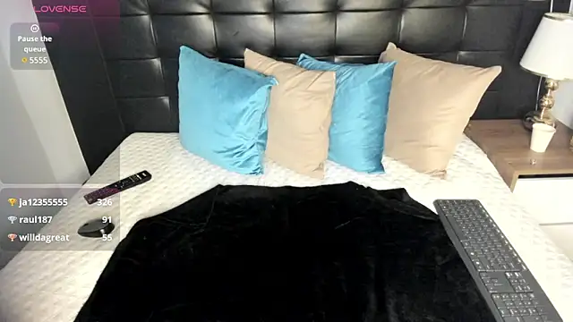 summer night  online show from 01/02/25, 05:39