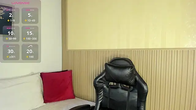 summer night  online show from 09/17/25, 11:45