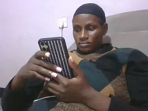 Snapshot of hairy_pussy4 chatting on 10/30/25, 09:04 hairy pussy4 online show from 10/30/25, 09:04