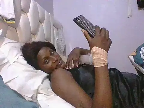 Snapshot of hairy_pussy4 chatting on 11/13/25, 08:41 hairy pussy4 online show from 11/13/25, 08:41