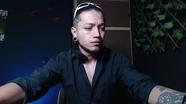 Snapshot of Dicaprioo_ chatting on 10/25/25, 12:56 Dicaprioo  online show from 10/25/25, 12:56