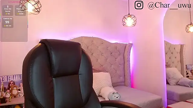 Snapshot of Charlotte_Jones__ chatting on 11/26/25, 11:22 Charlotte Jones online show from 11/26/25, 11:22