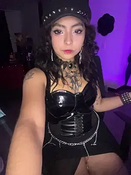 Snapshot of _Gothiccbitch_ chatting on 03/05/26, 07:04 Gothiccbitch online show from 03/05/26, 07:04
