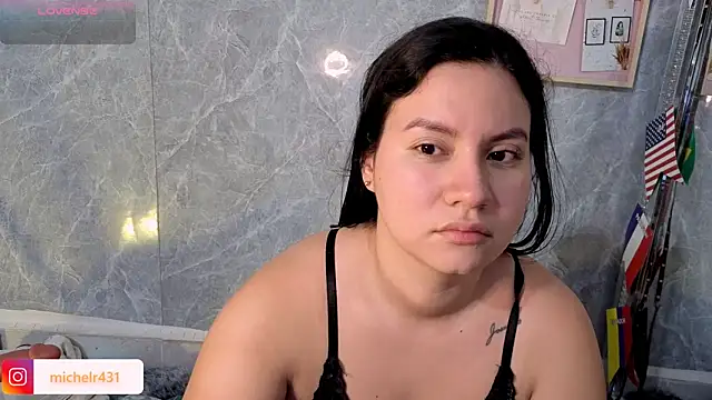 Mia  reys online show from 07/11/26, 12:19