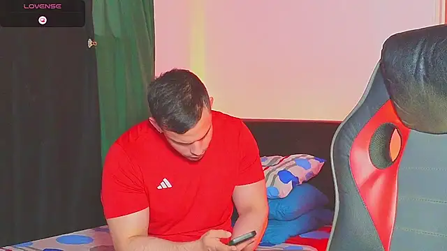 Snapshot of Regansmiths chatting on 11/02/25, 10:28 Regansmiths online show from 11/02/25, 10:28