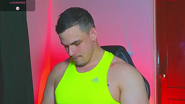 Snapshot of Regansmiths chatting on 11/22/25, 02:10 Regansmiths online show from 11/22/25, 02:10