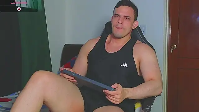 Snapshot of Regansmiths chatting on 12/05/25, 11:52 Regansmiths online show from 12/05/25, 11:52