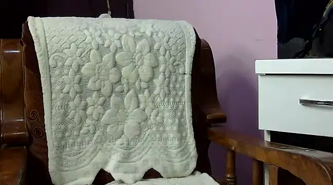 momo lov online show from 12/05/24, 05:15