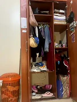 Snapshot of sweet18creamybigpussy chatting on 09/28/25, 11:21 sweet18creamybigpussy online show from 09/28/25, 11:21