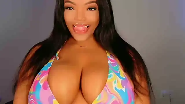 Snapshot of maybabi chatting on 11/19/25, 12:38 maybabi online show from 11/19/25, 12:38