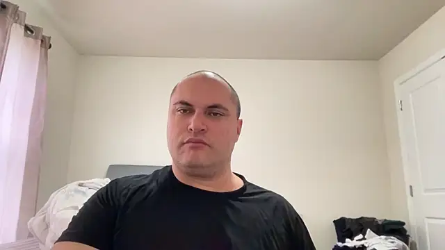 Snapshot of SluggishChase99 chatting on 01/14/26, 03:50 SluggishChase99 online show from 01/14/26, 03:50