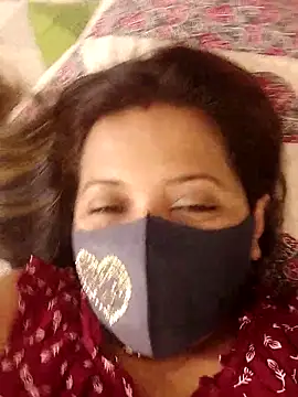 Snapshot of joya_bhabi chatting on 10/27/25, 10:25 joya bhabi online show from 10/27/25, 10:25