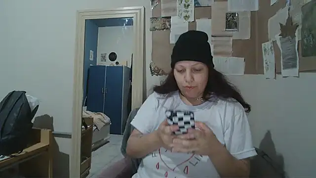 bbyedarling online show from 10/16/25, 02:45