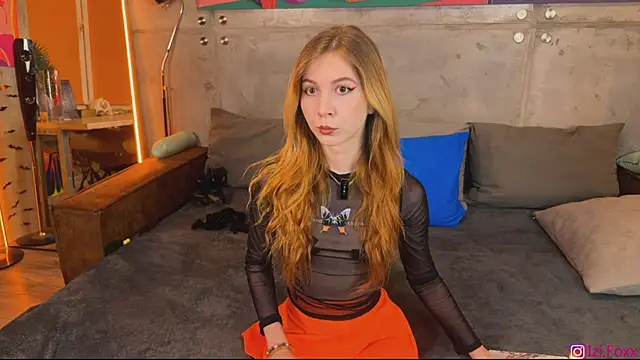 izi-fox online show from 10/02/25, 03:41