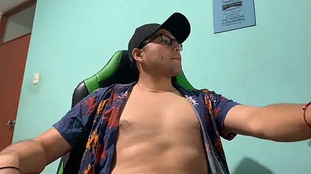 Snapshot of Allen_ibe chatting on 01/04/25, 02:25 Allen ibe online show from 01/04/25, 02:25