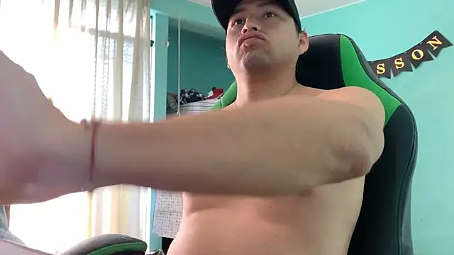 Snapshot of Allen_ibe chatting on 02/10/25, 03:10 Allen ibe online show from 02/10/25, 03:10