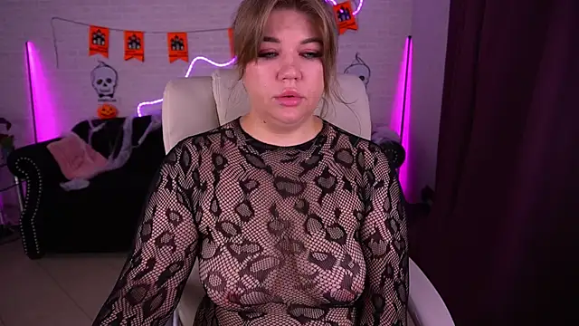 GabbieJay online show from 10/30/25, 02:07