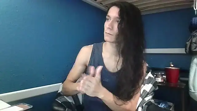 Snapshot of Flappywig chatting on 12/14/24, 07:51 Flappywig online show from 12/14/24, 07:51