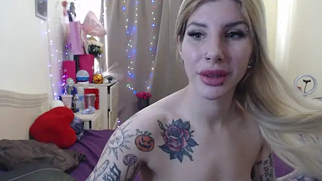 BLACKPeonyy online show from 10/29/25, 11:12