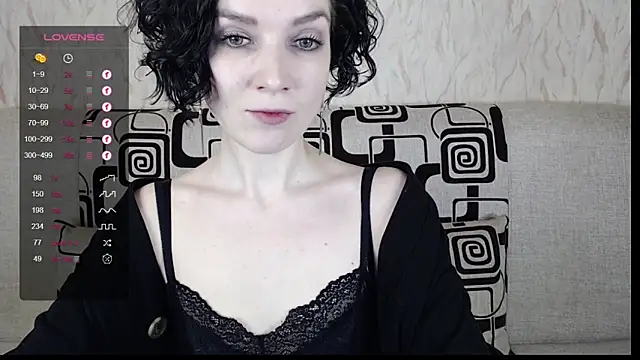 TinaWince online show from 02/07/25, 05:52