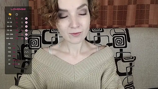 Snapshot of TinaWince chatting on 11/01/25, 04:47 TinaWince online show from 11/01/25, 04:47