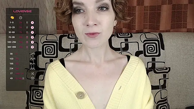 Snapshot of TinaWince chatting on 11/06/25, 04:35 TinaWince online show from 11/06/25, 04:35