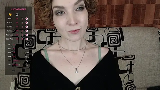 Snapshot of TinaWince chatting on 11/14/25, 04:55 TinaWince online show from 11/14/25, 04:55