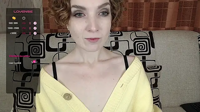 Snapshot of TinaWince chatting on 11/16/25, 04:51 TinaWince online show from 11/16/25, 04:51