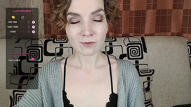 Snapshot of TinaWince chatting on 12/04/25, 04:33 TinaWince online show from 12/04/25, 04:33