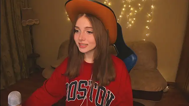 Snapshot of Kami_kam chatting on 02/12/25, 12:58 Kami kam online show from 02/12/25, 12:58