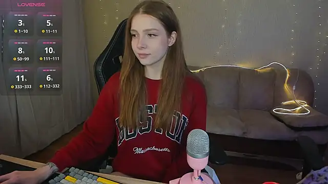 Snapshot of Kami_kam chatting on 10/06/25, 05:32 Kami kam online show from 10/06/25, 05:32