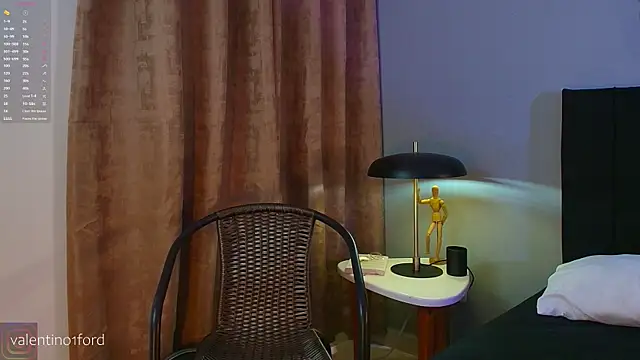 Valentinoford online show from 10/06/25, 07:33