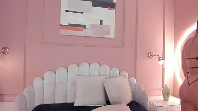 mara brooks online show from 09/23/25, 07:39