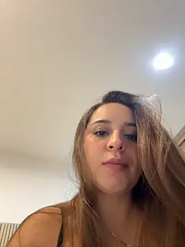 Snapshot of Naughty_arabs chatting on 09/21/25, 01:18 Naughty arabs online show from 09/21/25, 01:18