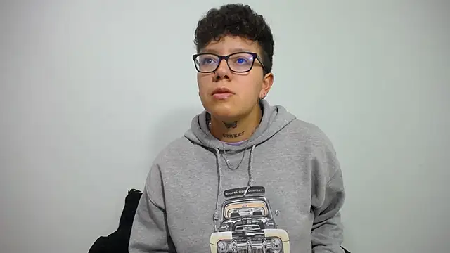 alex noa online show from 02/01/25, 01:34