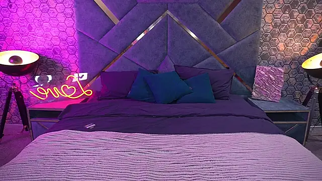 Snapshot of ArianaDarkk chatting on 09/26/25, 07:51 ArianaDarkk online show from 09/26/25, 07:51