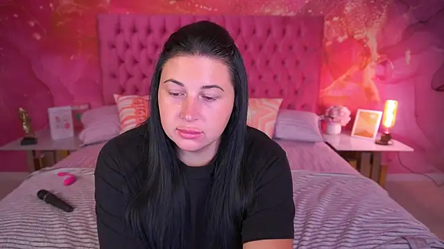 Snapshot of ArianaDarkk chatting on 09/28/25, 04:23 ArianaDarkk online show from 09/28/25, 04:23