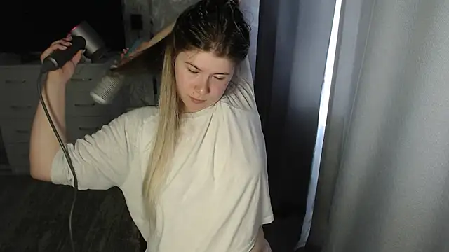 MelissaXKinky online show from 03/18/25, 09:42
