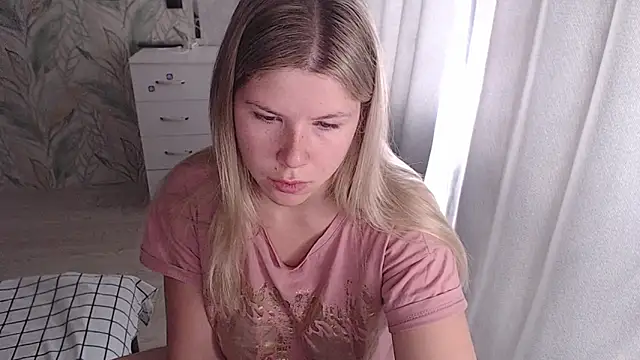 MelissaXKinky online show from 10/19/25, 06:25