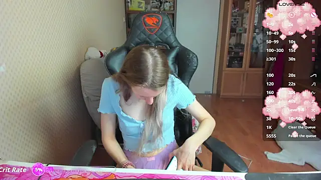 Snapshot of cutieMila chatting on 11/24/25, 06:13 cutieMila online show from 11/24/25, 06:13