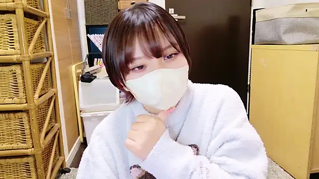 senachinnn online show from 12/05/25, 06:11