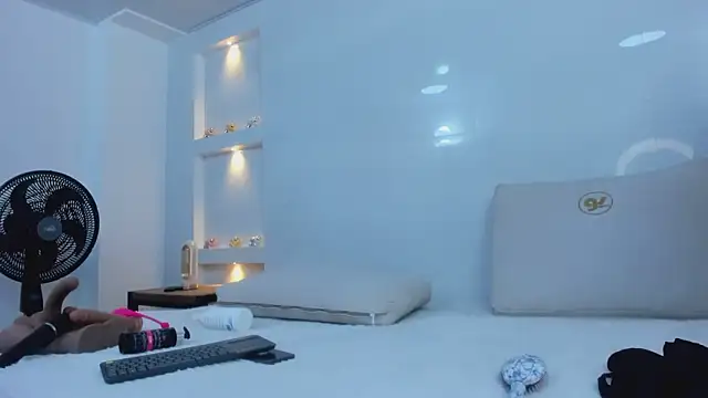 Dalia-Prada online show from 09/26/25, 04:27