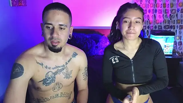 Snapshot of tony_and_sophia chatting on 11/19/25, 11:16 tony and sophia online show from 11/19/25, 11:16