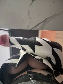 Teya moon  online show from 01/24/25, 12:10