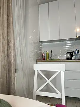 Snapshot of Teya_moon_ chatting on 11/07/25, 06:19 Teya moon online show from 11/07/25, 06:19