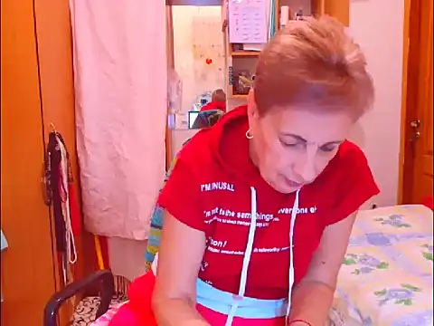 Victoria5643 online show from 09/18/25, 08:33