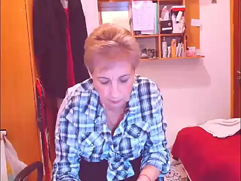 Victoria5643 online show from 09/30/25, 06:13