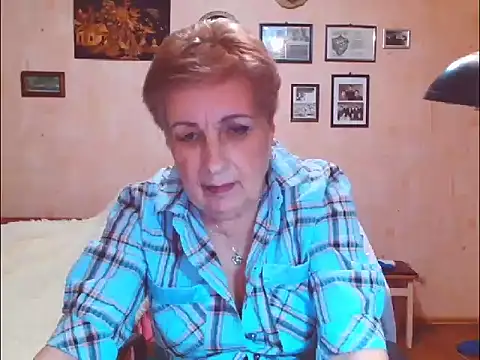 Snapshot of Victoria5643 chatting on 03/18/26, 06:55 Victoria5643 online show from 03/18/26, 06:55