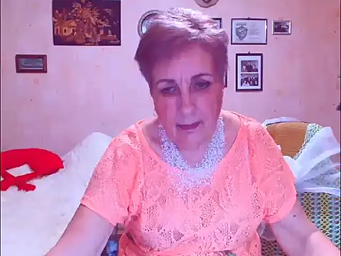 Snapshot of Victoria5643 chatting on 03/25/26, 06:58 Victoria5643 online show from 03/25/26, 06:58